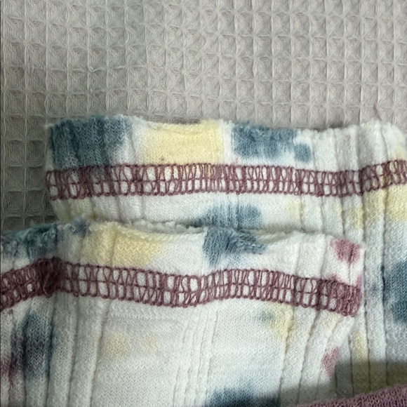 We The Free sz S Big Sur Ribbed Long sleeve top contrast tie dye raw hem - Picture 10 of 10